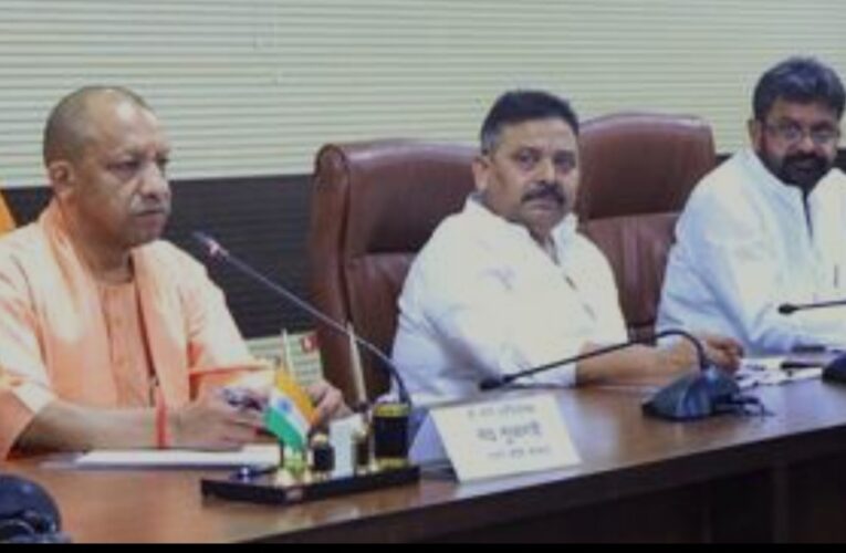 बैठक में अनुशासनहीनता पर भड़के CM योगी, दो विधायकों को लगाई फटकार